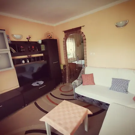 House With A Parking Space Brod Moravice, Gorski Kotar - 20512 Semesterbostad *